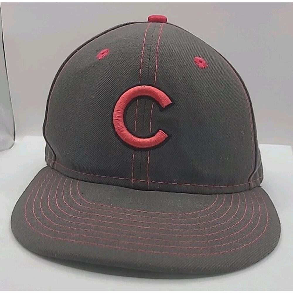 New Era‎ Chicago Cubs 59fifty Wrigley Fitted Hat Cap Size 7 Pink MLB Baseball